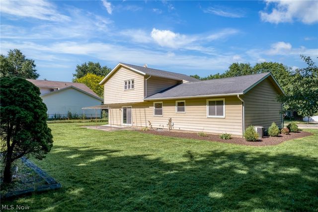 6704 Cheryl Ann Drive, Seven Hills, OH 44131