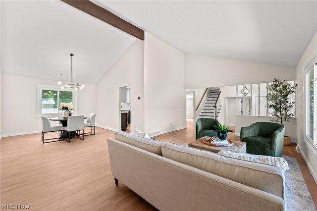 6704 Cheryl Ann Drive, Seven Hills, OH 44131