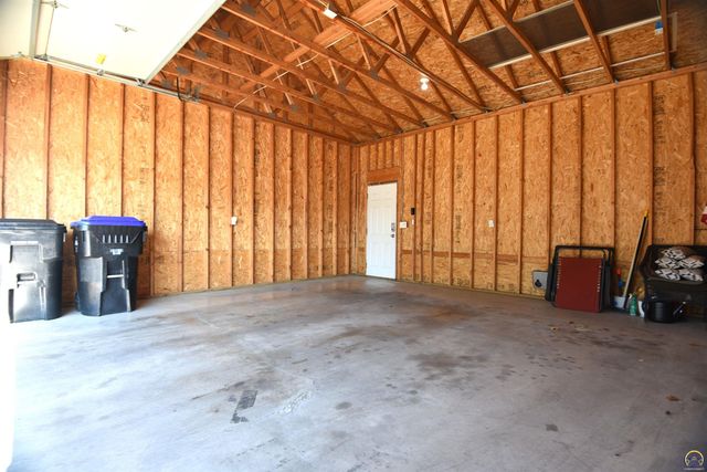 5501 SW Chapella St, Topeka, KS 66614