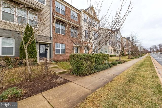 44089 EASTGATE VIEW DR, Chantilly, VA 20152