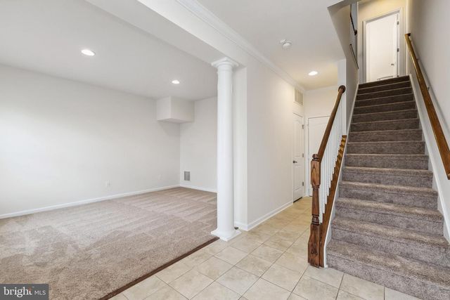 44089 EASTGATE VIEW DR, Chantilly, VA 20152