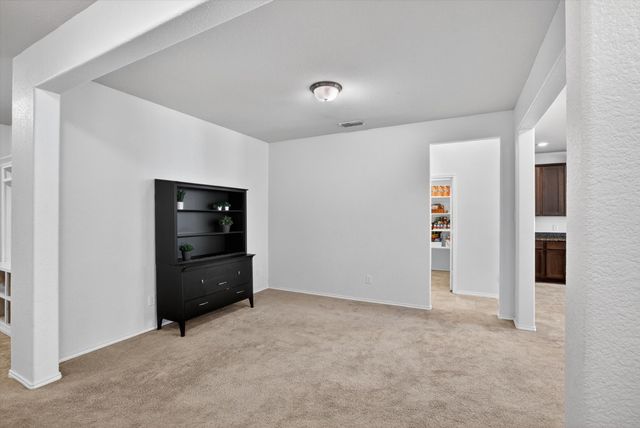 107 Cantle Street, Waxahachie, TX 75165