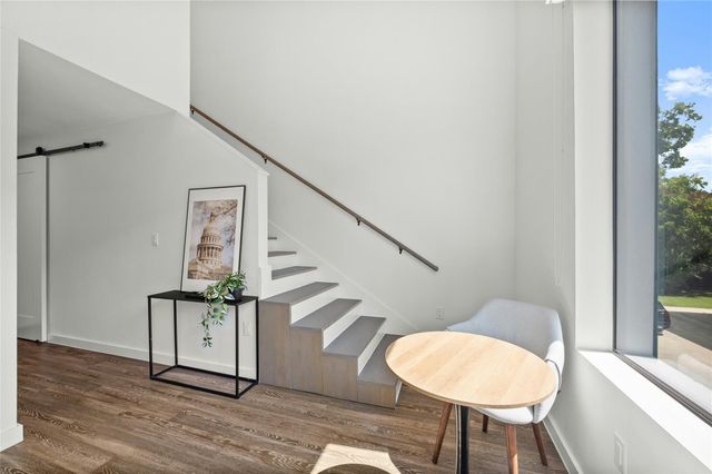 49 Navasota ST 214, Austin, TX 78702
