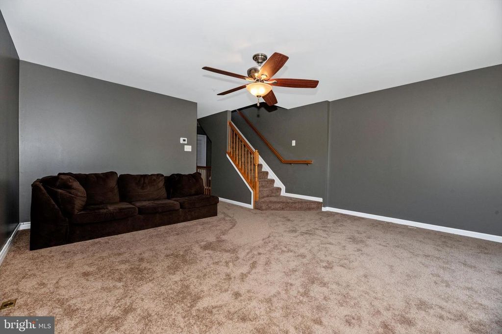 Image 11 of property listing at 605 TIVOLI RD, Frederick, MD 21703