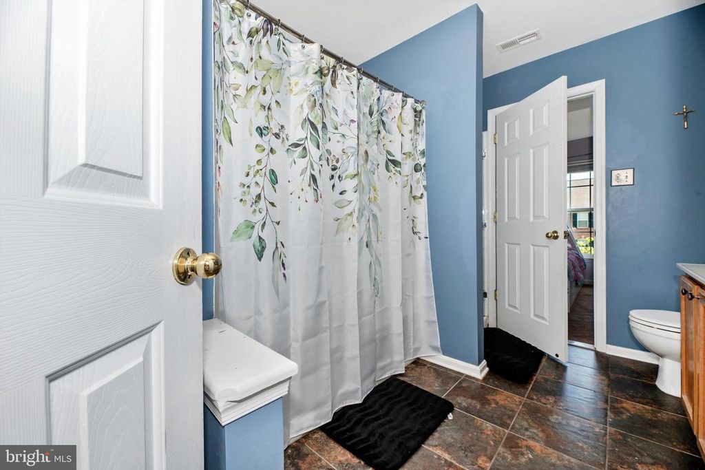 Image 17 of property listing at 605 TIVOLI RD, Frederick, MD 21703