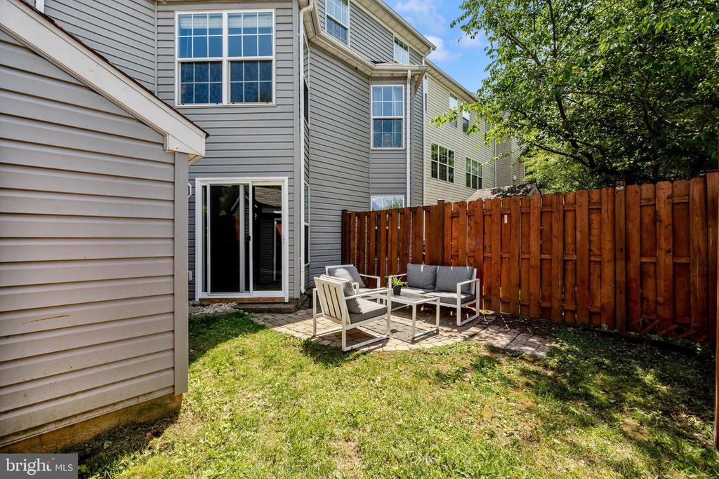 Image 25 of property listing at 605 TIVOLI RD, Frederick, MD 21703
