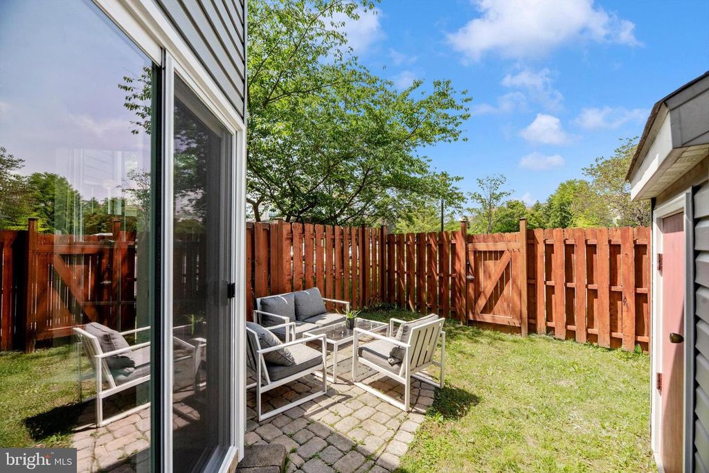 Image 27 of property listing at 605 TIVOLI RD, Frederick, MD 21703