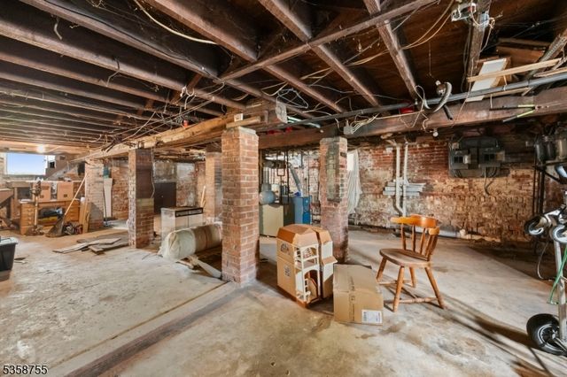 289 N 8Th St, Prospect Park Boro, NJ 07508