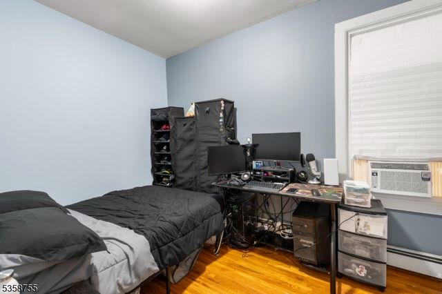 289 N 8Th St, Prospect Park Boro, NJ 07508
