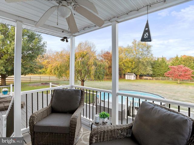 104 HADRIAN CT, Martinsburg, WV 25403