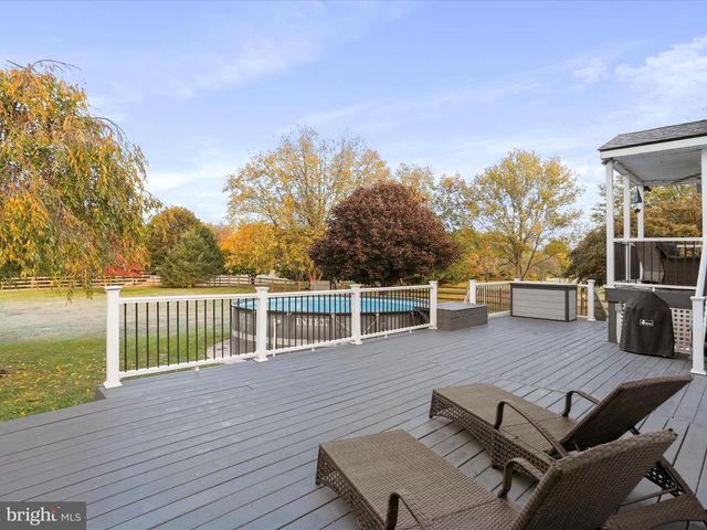 104 HADRIAN CT, Martinsburg, WV 25403