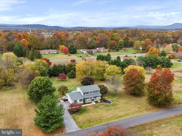 104 HADRIAN CT, Martinsburg, WV 25403