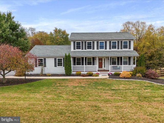 104 HADRIAN CT, Martinsburg, WV 25403