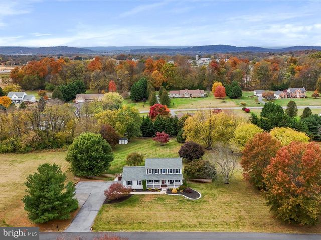 104 HADRIAN CT, Martinsburg, WV 25403