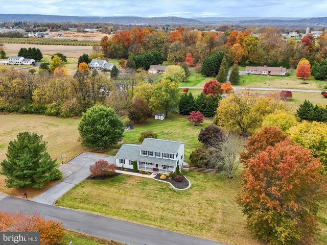 104 HADRIAN CT, Martinsburg, WV 25403