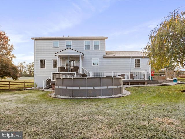 104 HADRIAN CT, Martinsburg, WV 25403