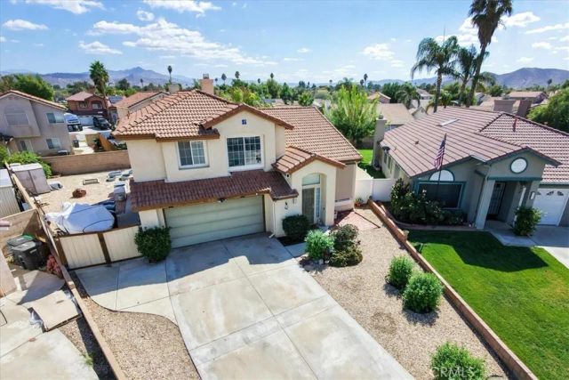845 Stonehenge Court, Hemet, CA 92545