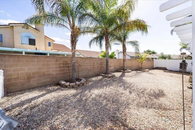 845 Stonehenge Court, Hemet, CA 92545
