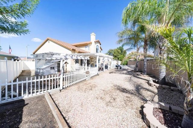 845 Stonehenge Court, Hemet, CA 92545