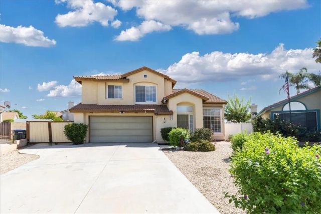 845 Stonehenge Court, Hemet, CA 92545