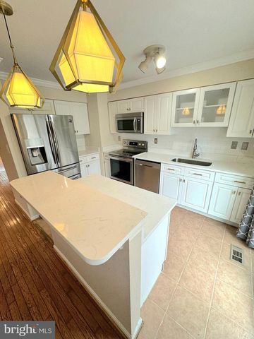 2722 HUNTERS GATE TER, Silver Spring, MD 20904