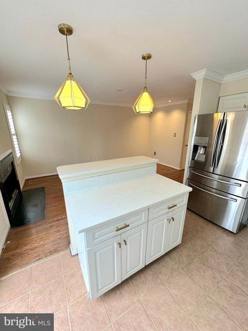 2722 HUNTERS GATE TER, Silver Spring, MD 20904