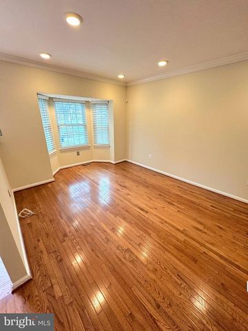 2722 HUNTERS GATE TER, Silver Spring, MD 20904