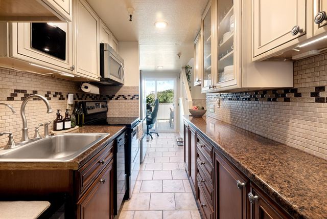 565 English Avenue 13, Monterey, CA 93940