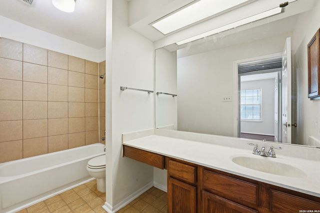 4212 Medical Dr Unit 203, San Antonio, TX 78229