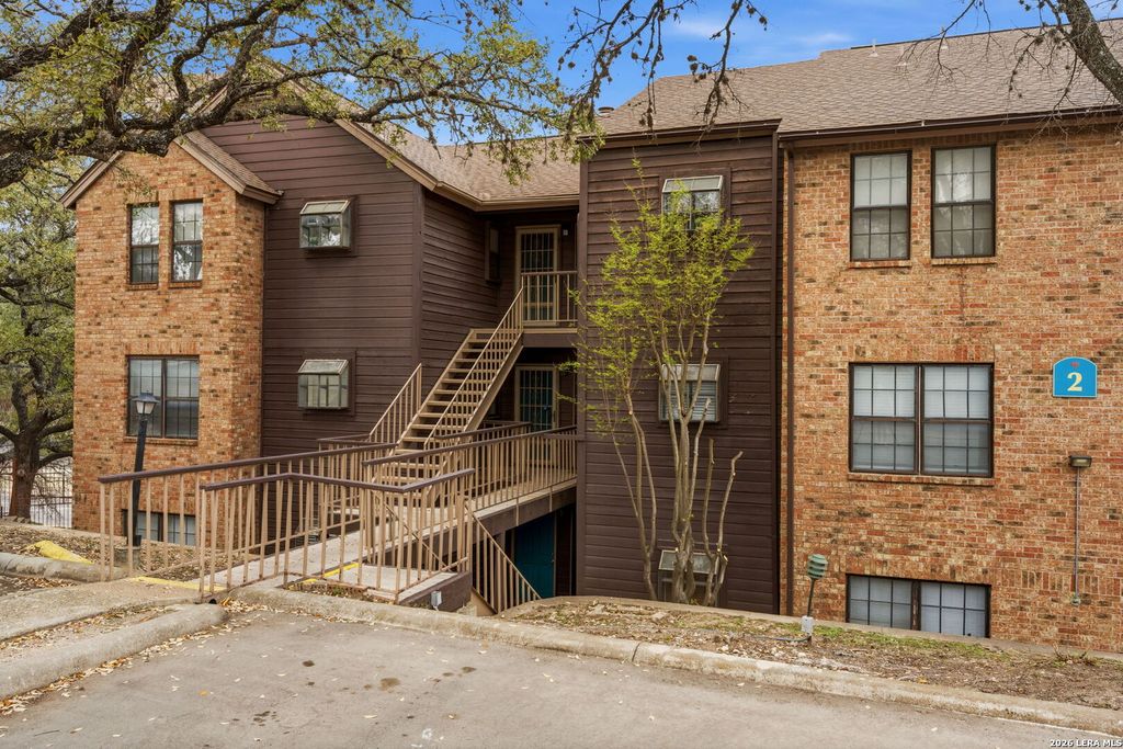 4212 Medical Dr Unit 203, San Antonio, TX 78229