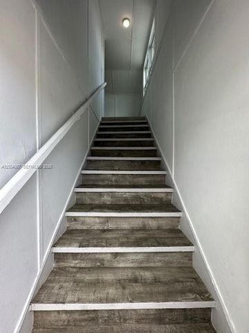 274 E 9th St 4, Hialeah, FL 33010