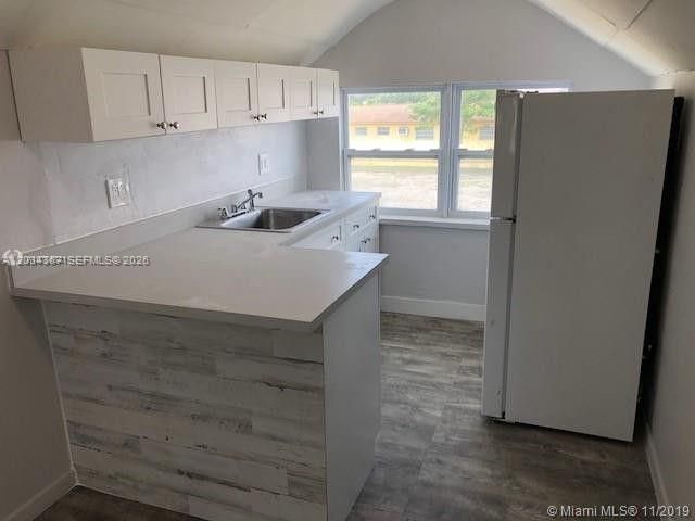 274 E 9th St 4, Hialeah, FL 33010