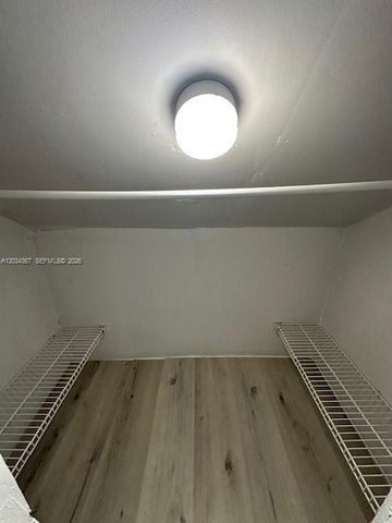 274 E 9th St 4, Hialeah, FL 33010