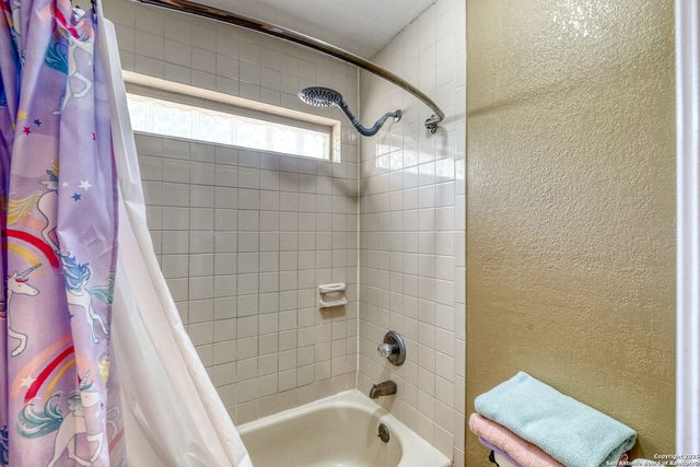 114 KIM DR, Del Rio, TX 78840