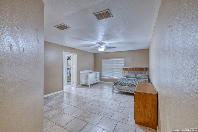 114 KIM DR, Del Rio, TX 78840