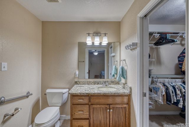 114 KIM DR, Del Rio, TX 78840