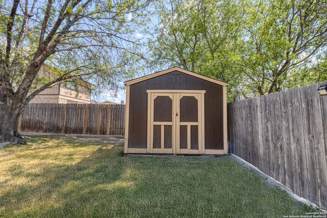 114 KIM DR, Del Rio, TX 78840