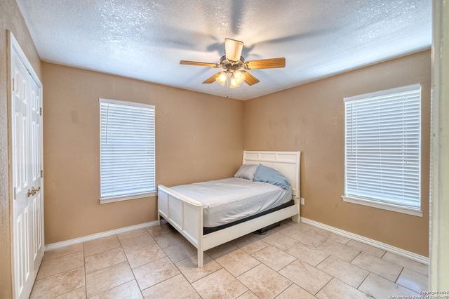 114 KIM DR, Del Rio, TX 78840