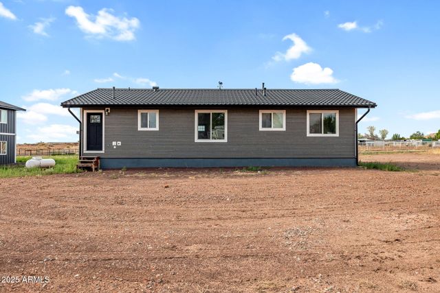 1955 W 9th Street, St Johns, AZ 85936