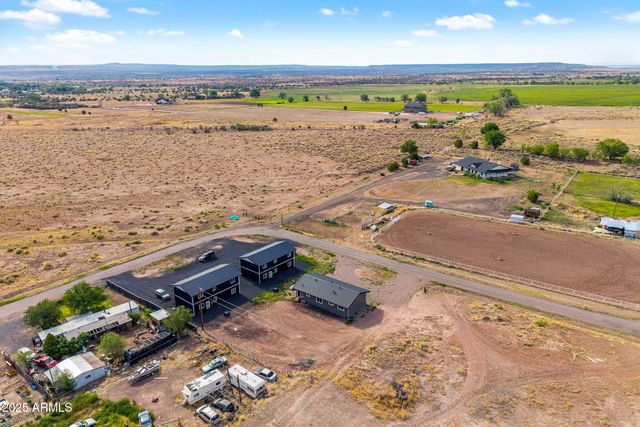 1955 W 9th Street, St Johns, AZ 85936