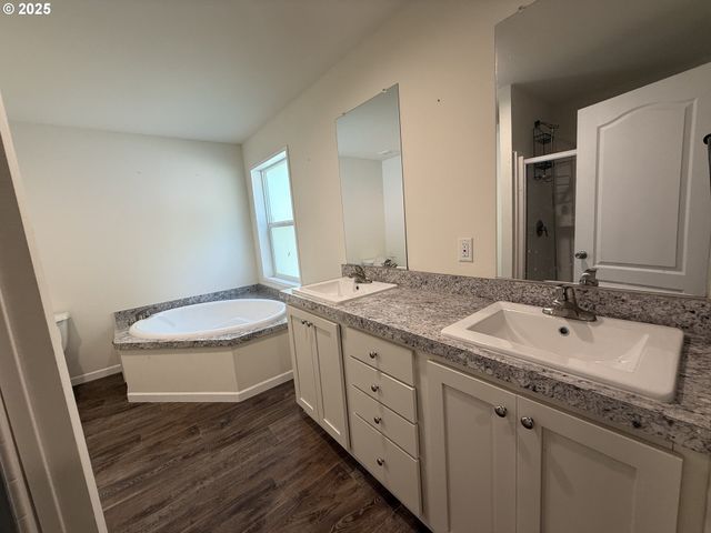 28697 SCAPPOOSE VERNONIA Hwy, Scappoose, OR 97056