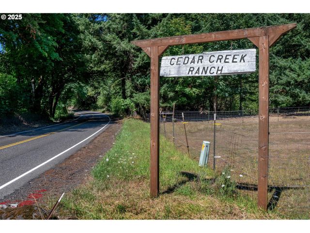 28697 SCAPPOOSE VERNONIA Hwy, Scappoose, OR 97056