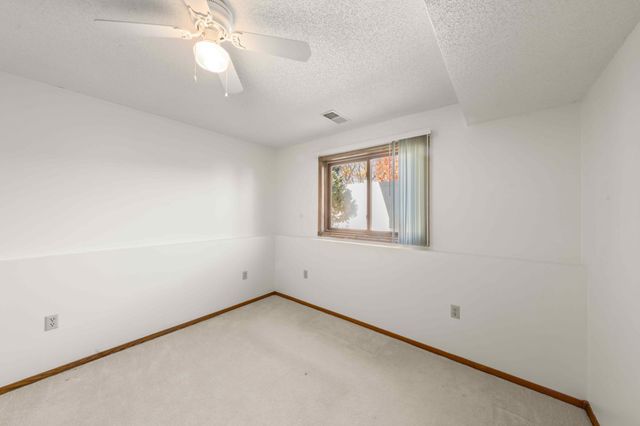 16111 Goodview Way, Lakeville, MN 55044