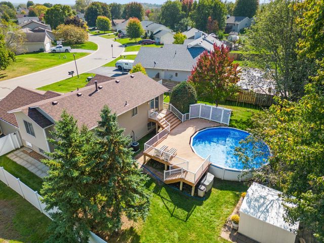 16111 Goodview Way, Lakeville, MN 55044