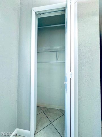 913 Hudson AVE, Lehigh Acres, FL 33936