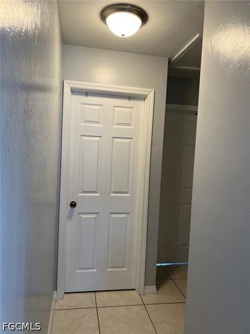 18 Hamlin CT, Lehigh Acres, FL 33936