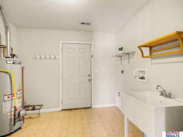 2406 Madison Street, Bellevue, NE 68005