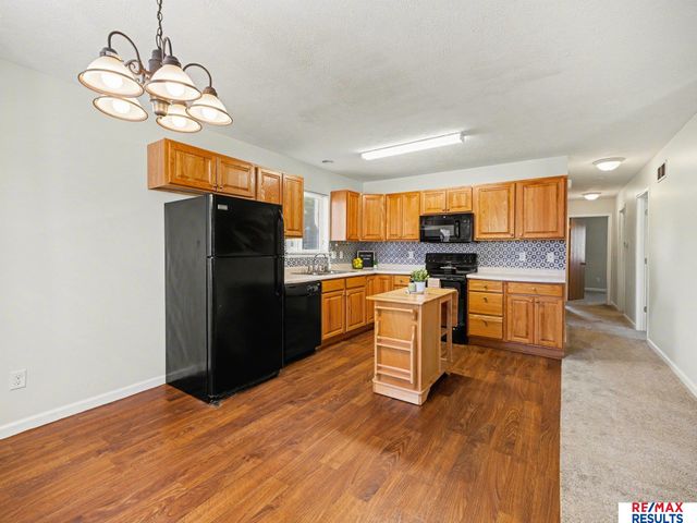 2406 Madison Street, Bellevue, NE 68005
