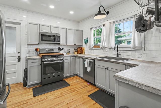 722 E Main Street, Knoxville, IA 50138