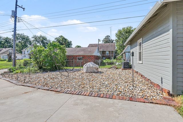 722 E Main Street, Knoxville, IA 50138